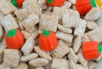 Pumpkin Spice Muddy Buddies: Fall Snack Mix Recipe
