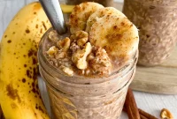 Creamy Banana Bread Overnight Oats Recipe for Breakfast
