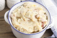 Slow Cooker Loaded Mashed Potatoes Recipe for Crowd Pleasing Sides