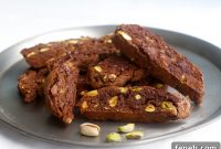 Chocolate Pistachio Biscotti — Paleo & Vegan Recipe