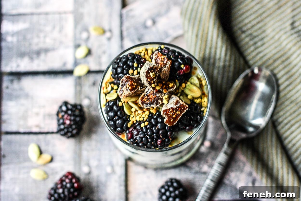 berry fig yogurt parfait