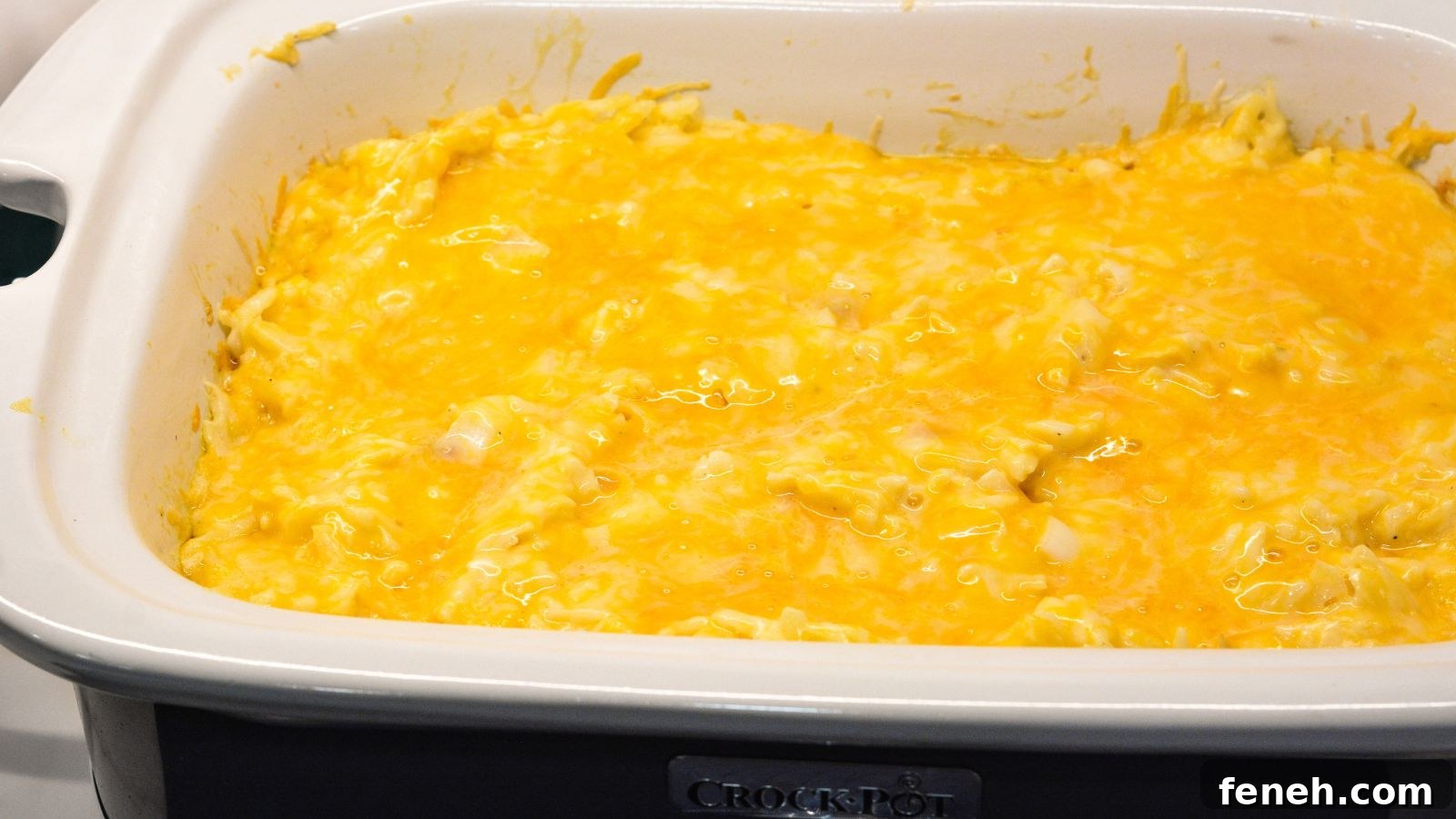 Deliciously cheesy and creamy, this Crock Pot Hash Brown Casserole is the ultimate comfort food! Perfect for breakfast, brunch, or dinner, it’s easy to make with just a few simple ingredients. Customize it with your favorite add-ins, and let the slow cooker do the work!