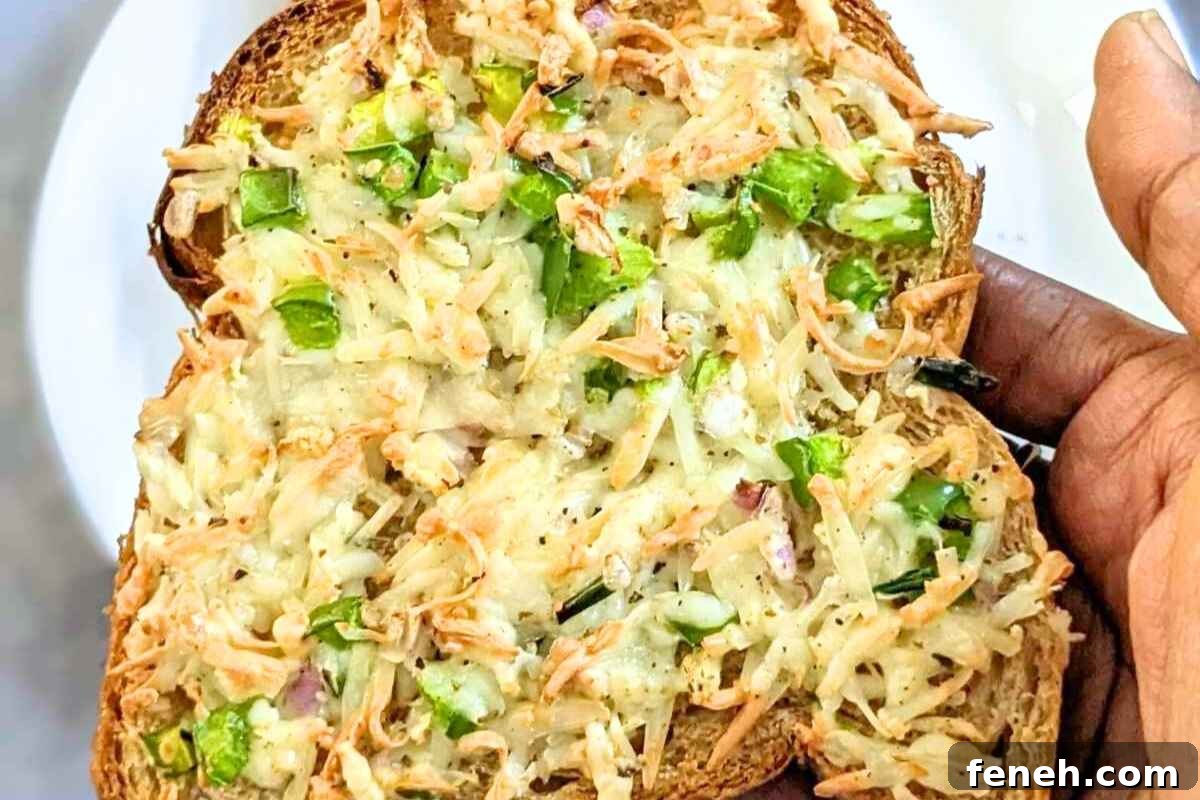 Chili cheese toast