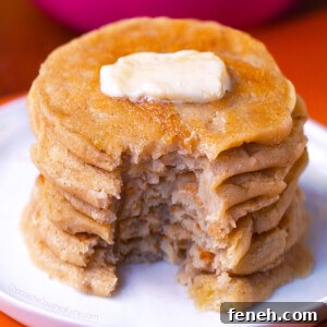 Flourless Pancakes (3 Ingredients)