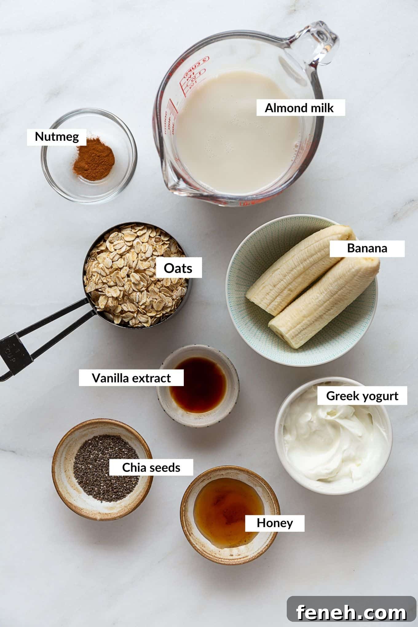 ingredients to make banana overnight oats.