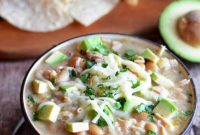 Slow-Cooker White Bean Chicken Chili Recipe for Busy Weeknights