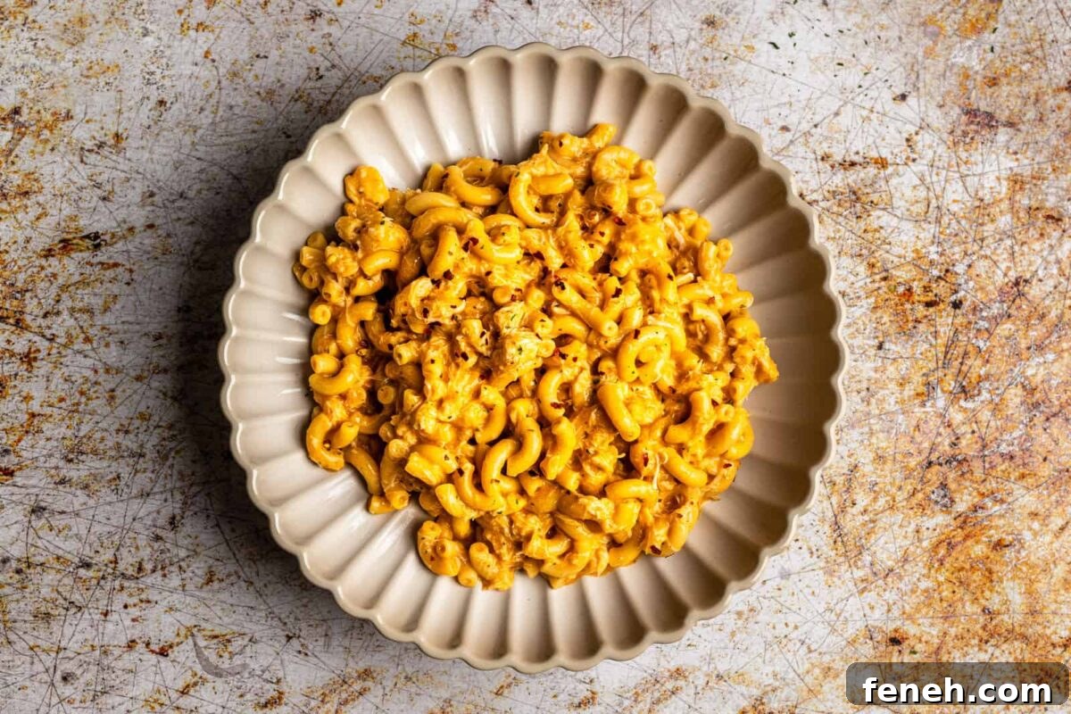 Macaroni and cheese served in a bowl