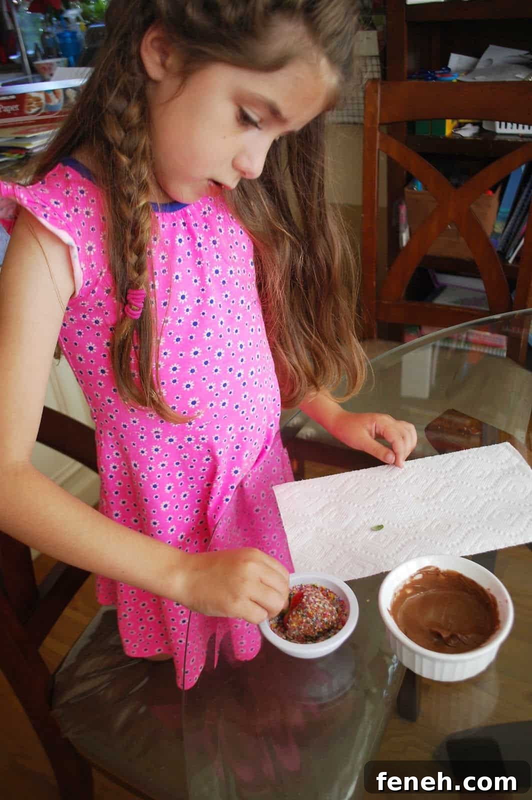 kids making dipped strawberries