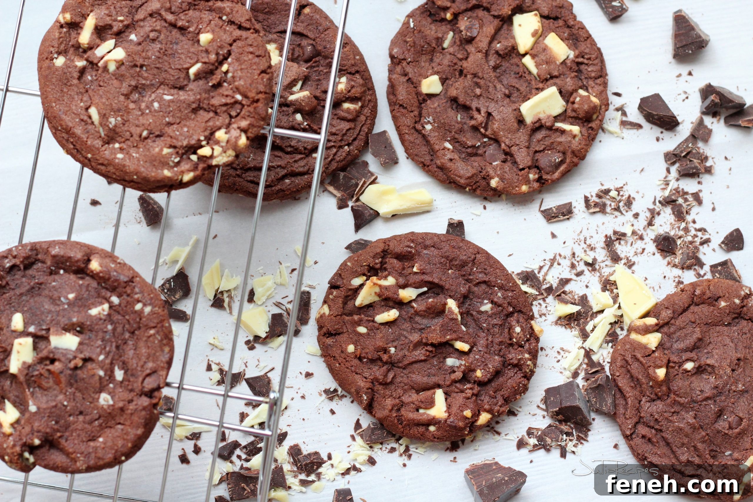 COOKIES WITH WHITE CHOCOLATE