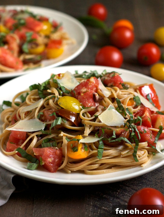Whole Wheat Spaghetti with No Cook Tomato Sauce