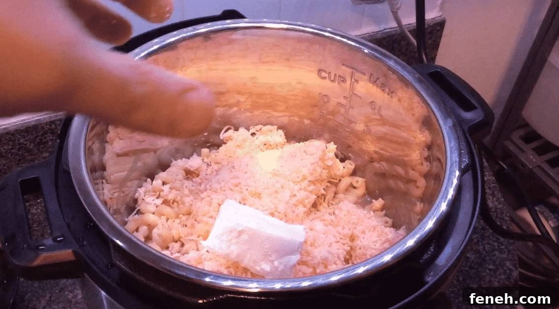 Adding cream cheese to Instant Pot pasta