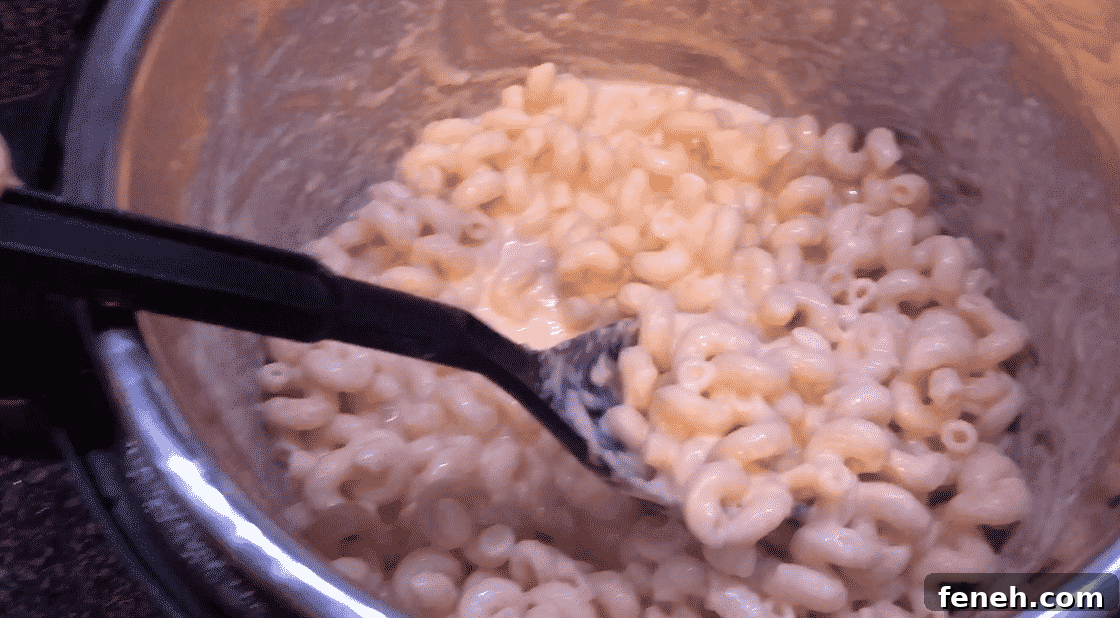 Finished creamy Instant Pot mac and cheese